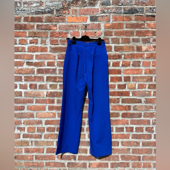 We wore what cobalt blue pants - Picture 2 of 3